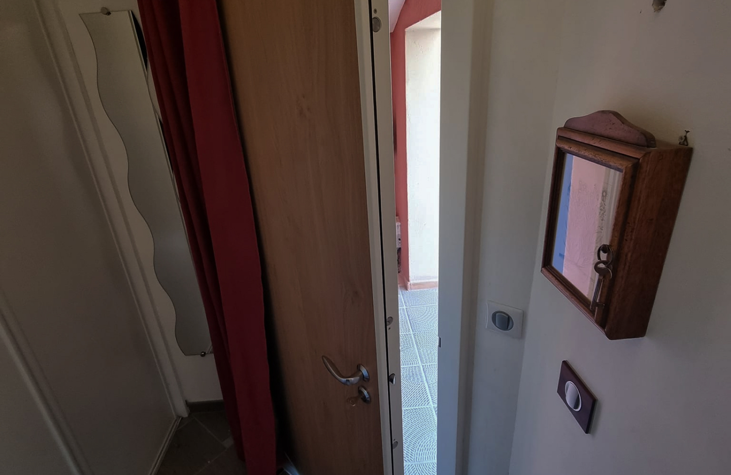 Porte blindée sécurisée et robuste